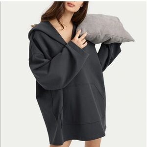 NAP LOUNGEWEAR charcoal grey slack-fitted tunic style hoodie sweatshirt small